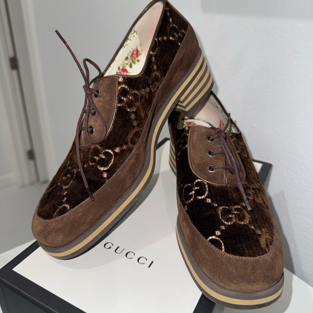 Gucci Brown Velvet Oxfords